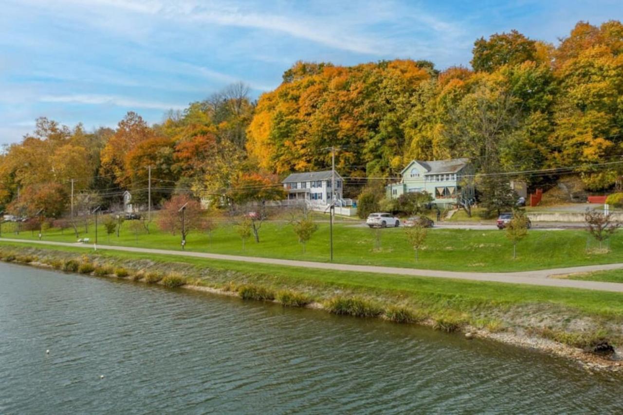 River Front Home In The Heart Of Ithaca Exterior photo